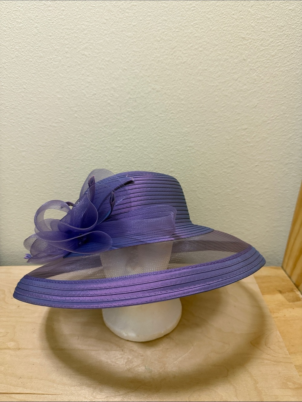 Vintage GIOVANNIO Purple Church Hat